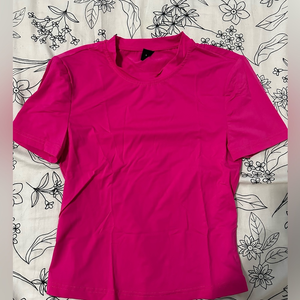 SHEIN BAE, solid fitted tee